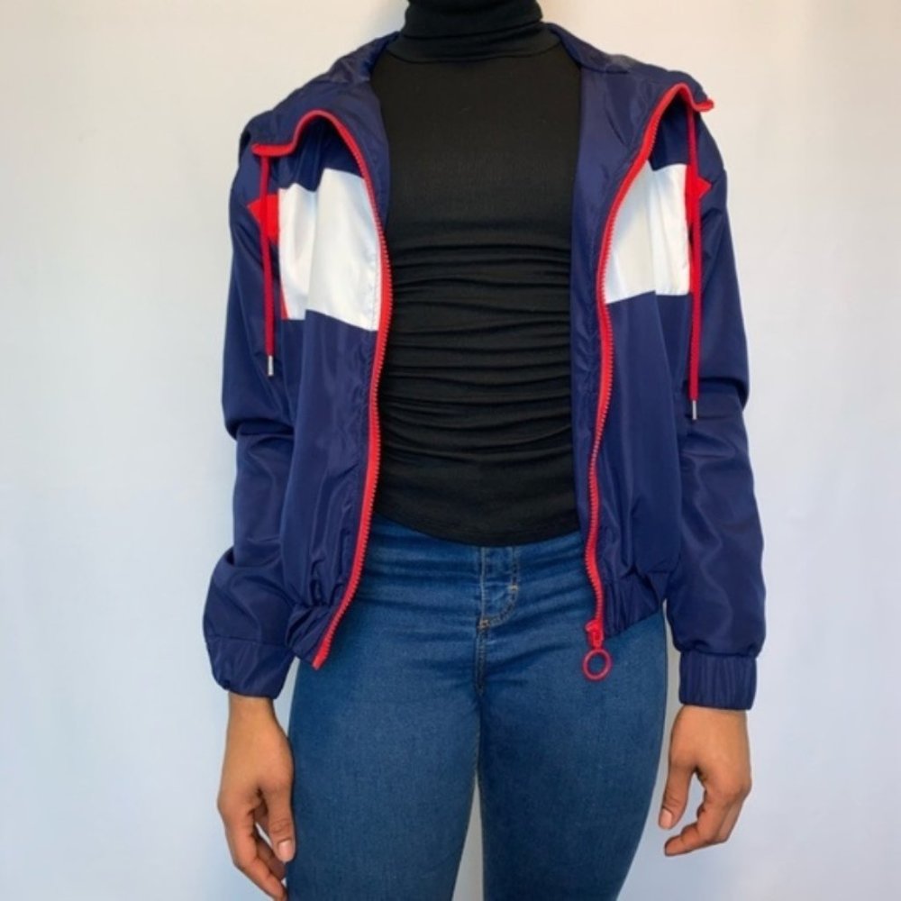 Jacket ๐ - Picture 2 of 7